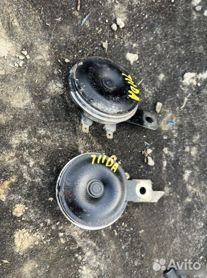 Звуковой сигнал Nissan Tiida c11