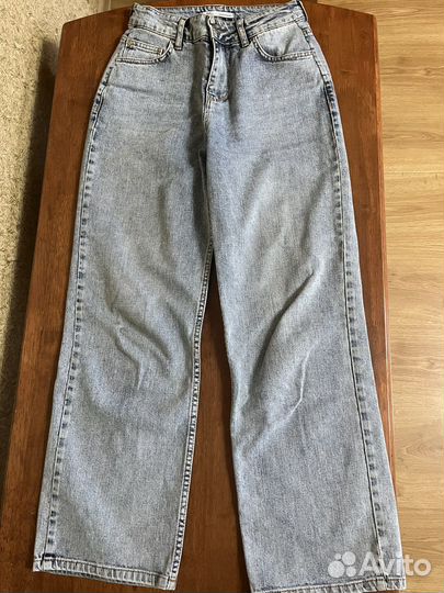 Джинсы