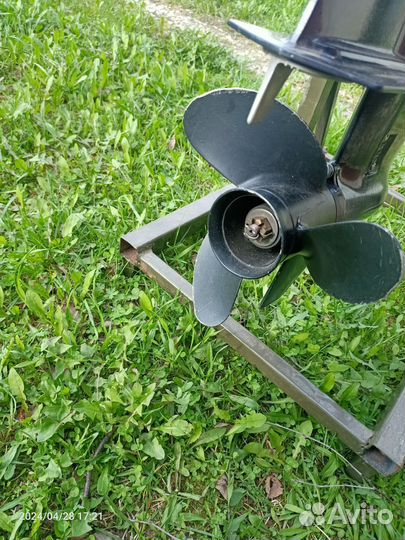 Лодка с мотором