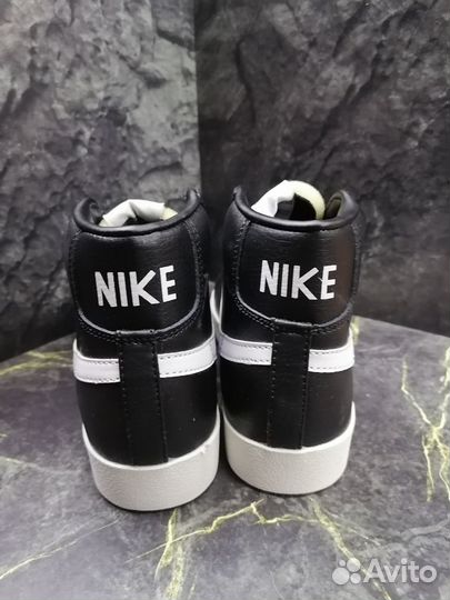 Кроссовки nike blazer mid 77