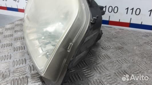 Фара правая toyota RAV 4 ZCA2 (HBR01MU01)