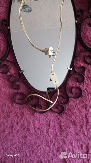 Зеркало настенное