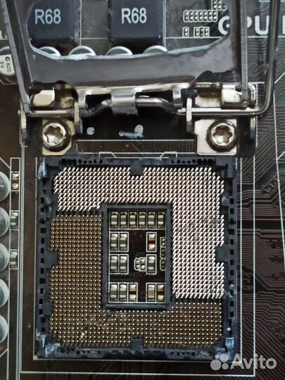 Материнская плата на 1155 сокете P8H61-MX