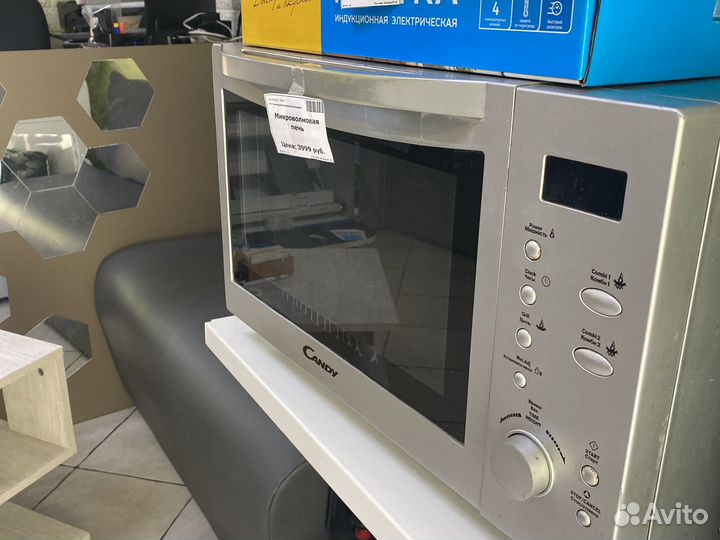 Микроволновая печь Candy