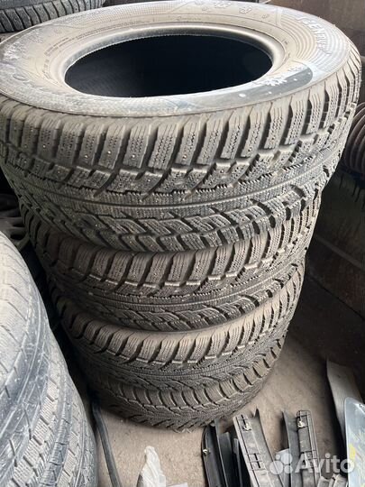 Kumho I'Zen RV Stud KC16 265/65 R17