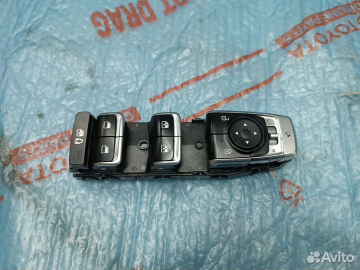 Блок стеклоподъемников левый Kia K5