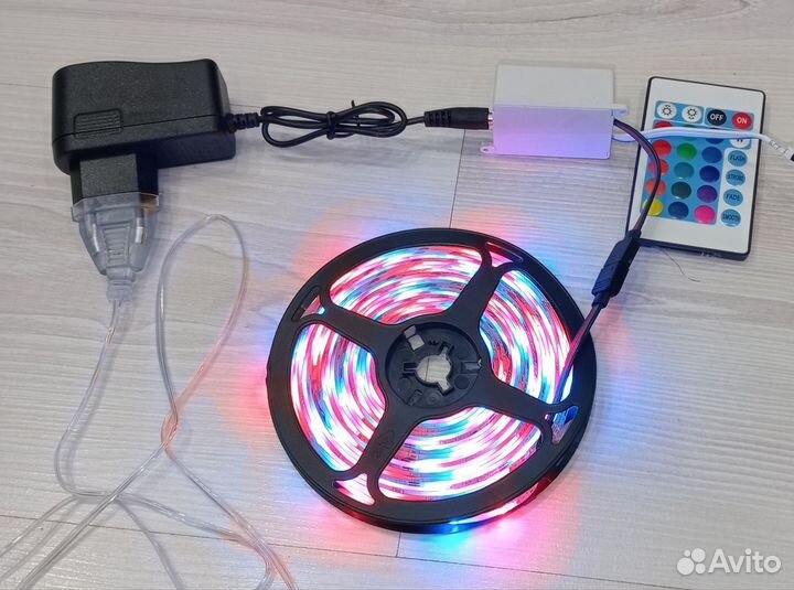 Светодиодная лента 5 м. + удлинитель 5 м