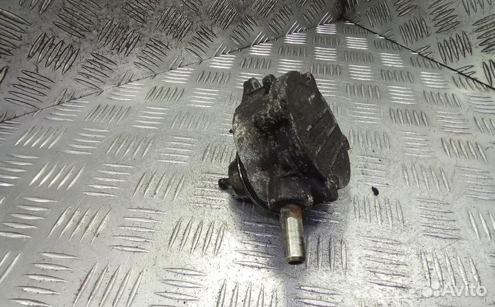 Насос вакуумный Mercedes-Benz V-Class/Vito/Viano