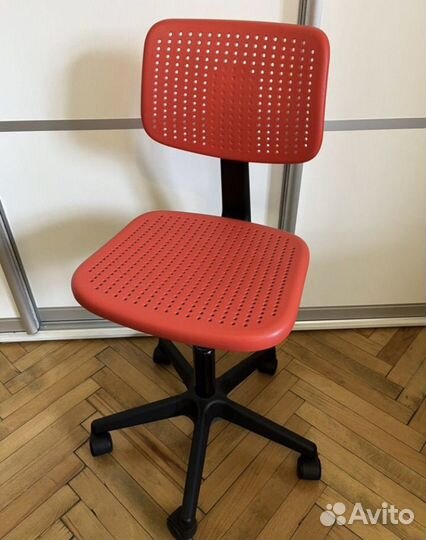 Компьютерный стул IKEA