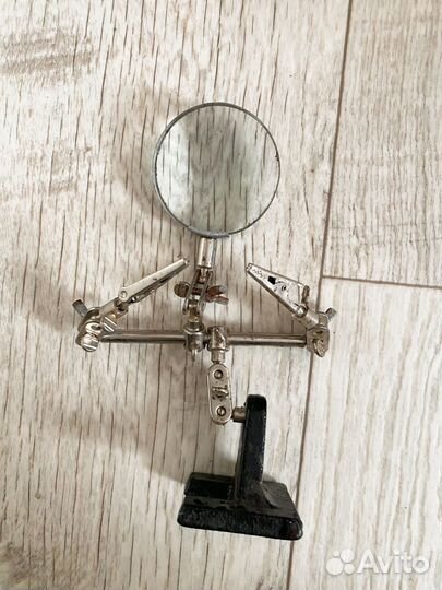 Лупа с зажимом для пайки