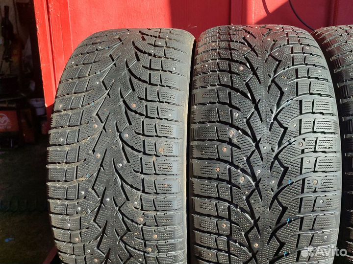 Toyo Observe G3-Ice 295/40 R21