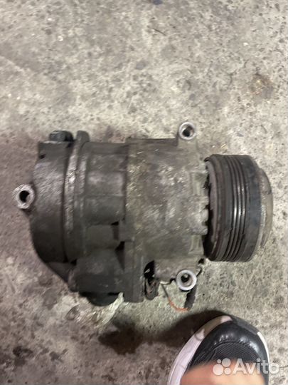 Компрессор кондиционера BMW X5 E70 3.0sd 35d 40d