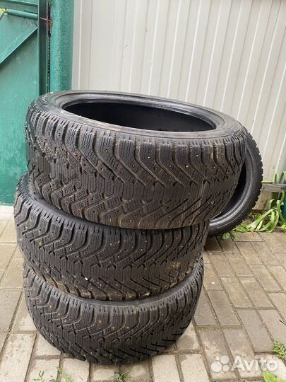 Goodyear UltraGrip 500 275/40 R20 102T