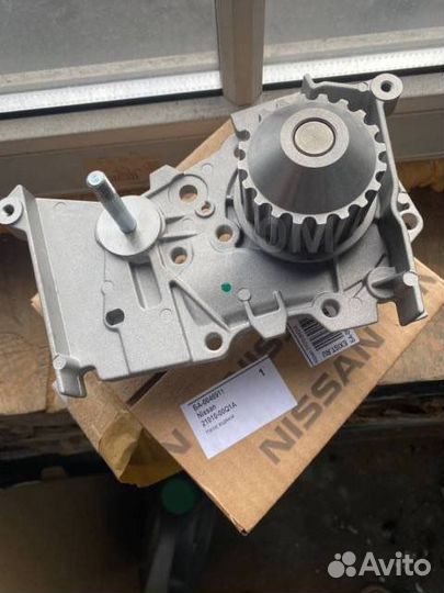 Помпа (насос водяной) Nissan