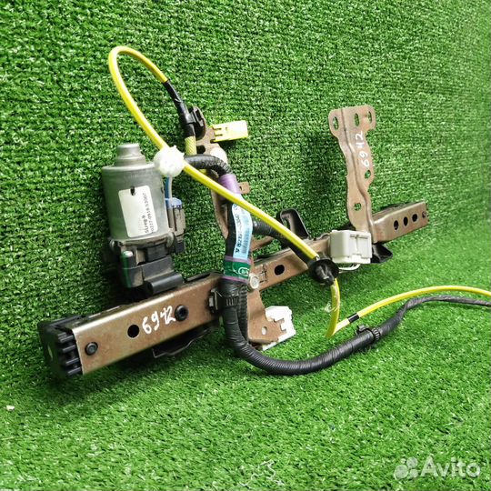 Моторчик регулировки сиденья Toyota Camry 2012