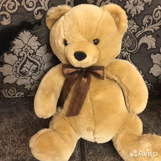 Плюшевый медведь