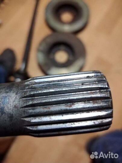 Полуось, тормозные диски