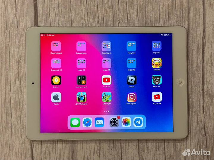 iPad Air 64GB Wi-Fi + стилус