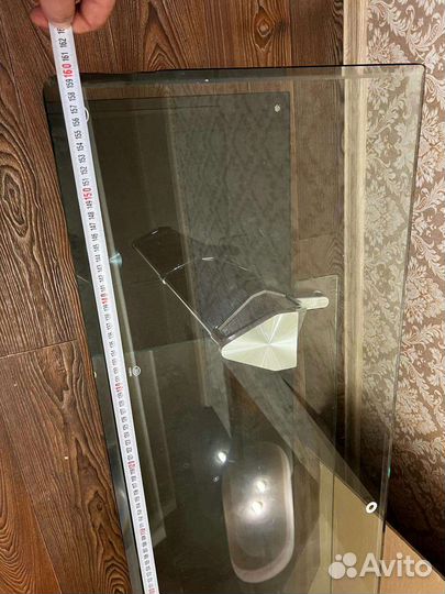 Стеклянная тумба под тв