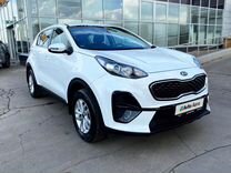 Kia Sportage 2.0 AT, 2018, 61 000 км, с пробегом, цена 2 195 000 руб.