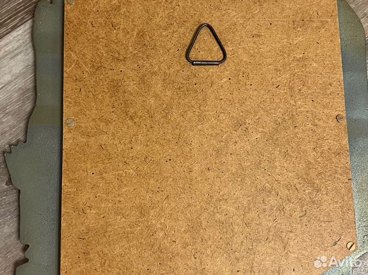 Зеркало в металлической раме