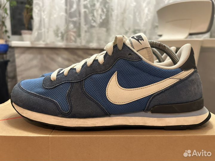 Кроссовки nike internationalist