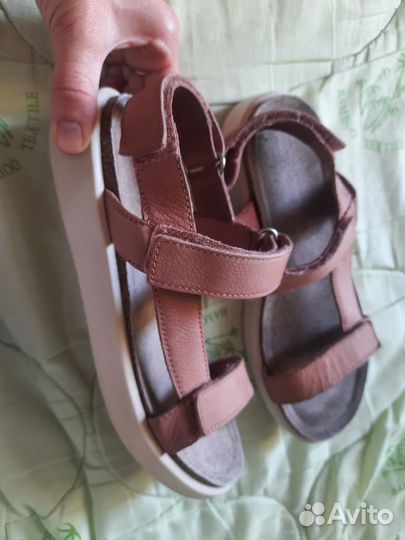 Ecco сандали 35