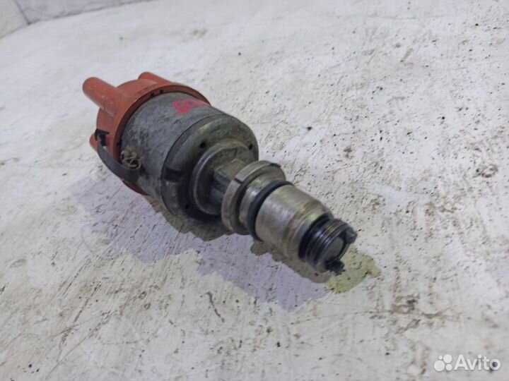 Трамблер 7484439 Сааб 9000