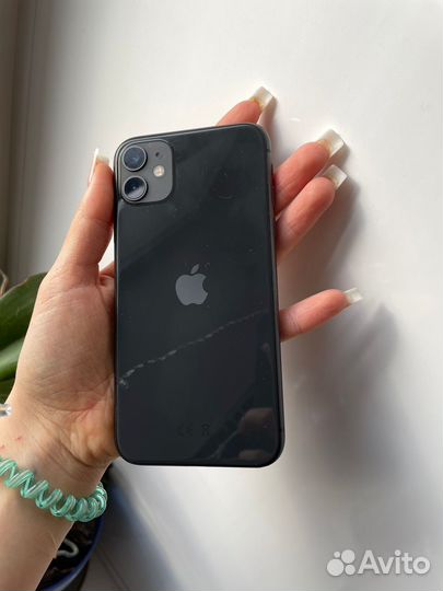 iPhone 11, 64 ГБ