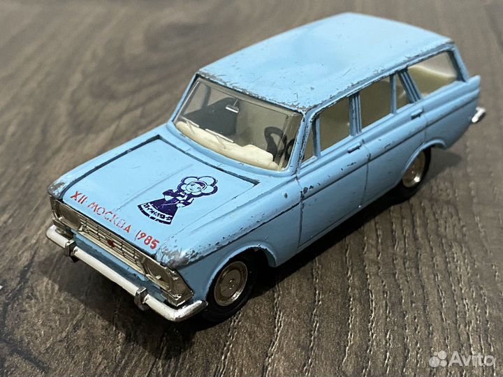 Модель автомобиля москвич 427 фестиваль 1985