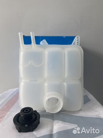 Бачок расширительный Ford Focus 2 Mazda 3