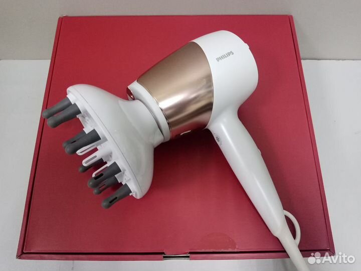 Фен Philips BHD827