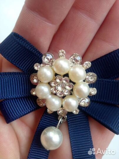 Брошь и 2 подвески