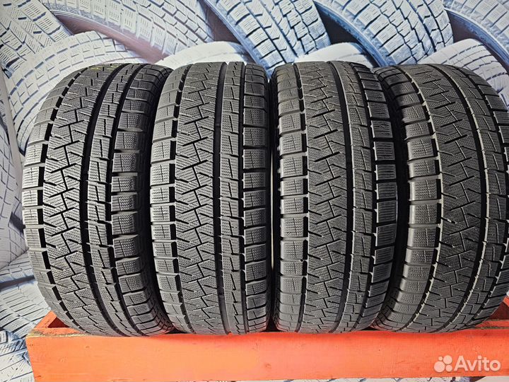 Pirelli Ice Asimmetrico 225/65 R17