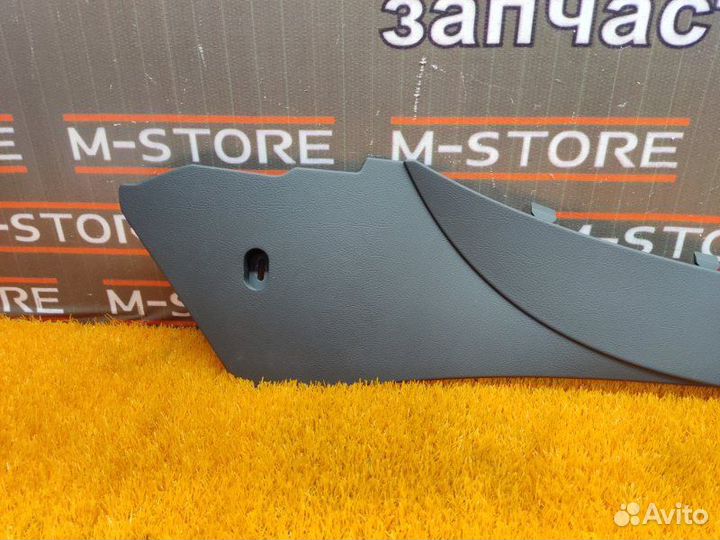 Накладка центральной консоли левая Volkswagen