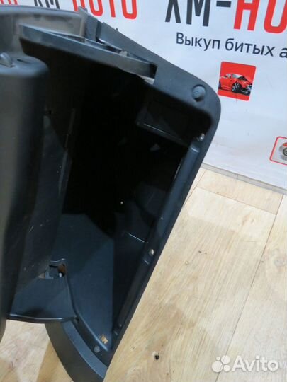 Бардачок Skoda Rapid