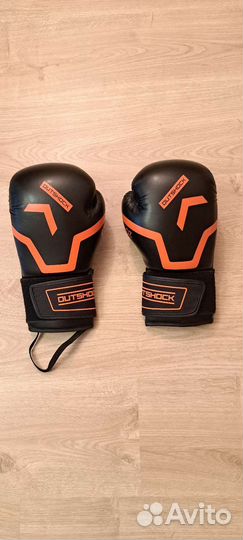 Боксерские перчатки 12 oz