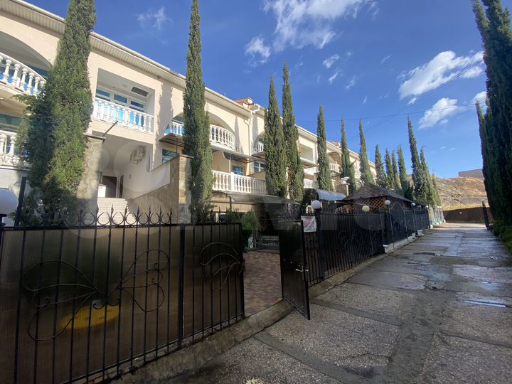 3-к. апартаменты, 75 м², 1/3 эт.