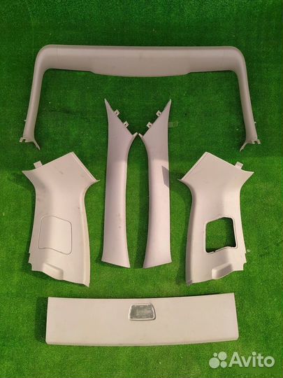 Обшивка стойки кузова Комплектом Volvo V50 T-5