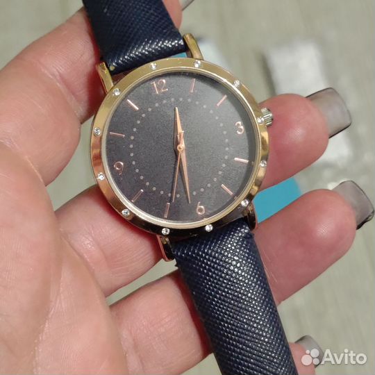 Часы наручные женские