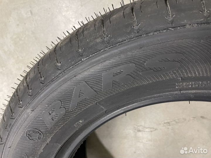 Bars MM700 215/60 R16 97V