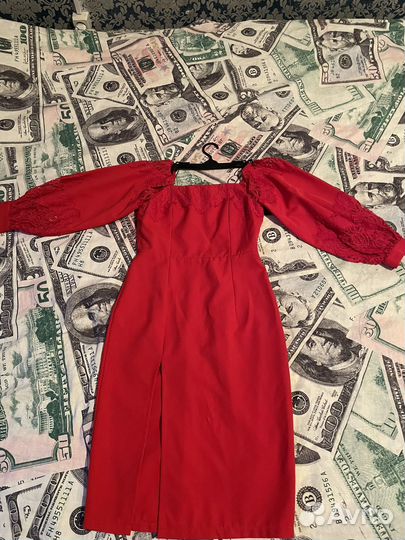 Платье женское