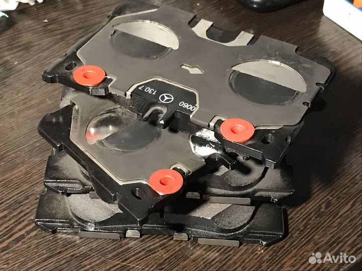 Тормозные колодки mercedes