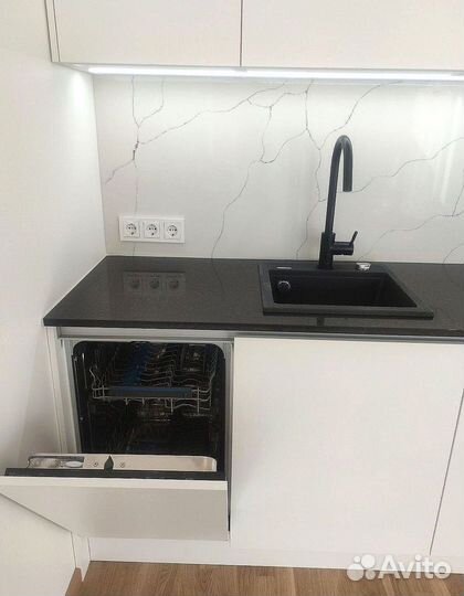 Кухонный гарнитур угловой