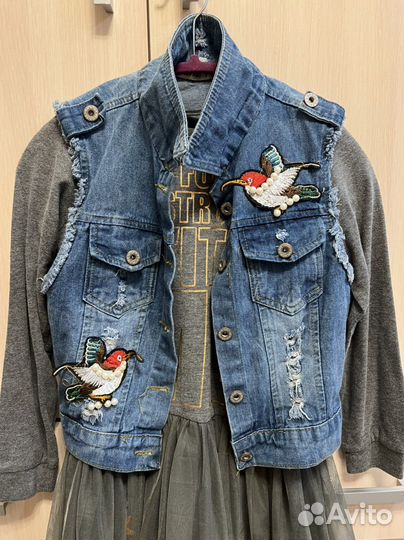 Джинсовая жилетка