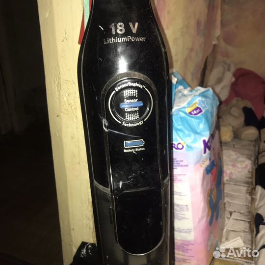Вертикальный пылесос Bosh 18v