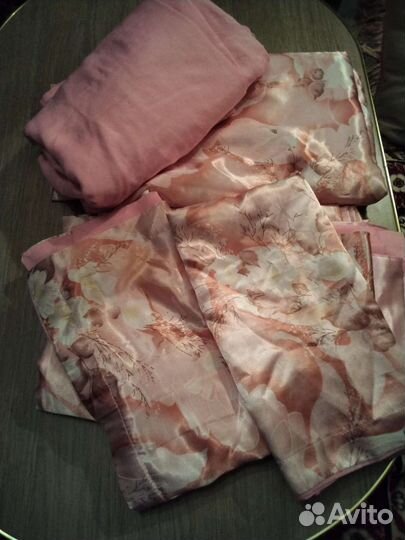 Семейный комплект постельного белья шелковый