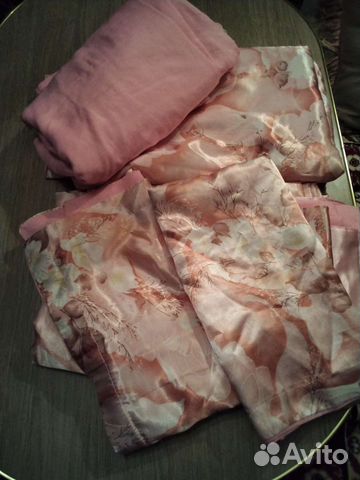 Семейный комплект постельного белья шелковый