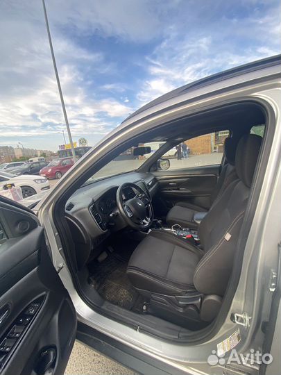 Mitsubishi Outlander 2.4 CVT, 2018, 115 000 км