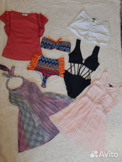 Женские вещи пакетом 42-44 купальники новые